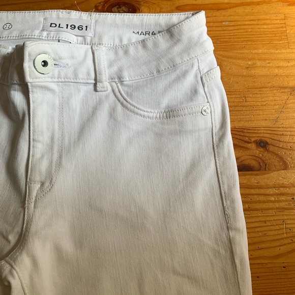 White straight ankle Jeans - Picture 8 of 8